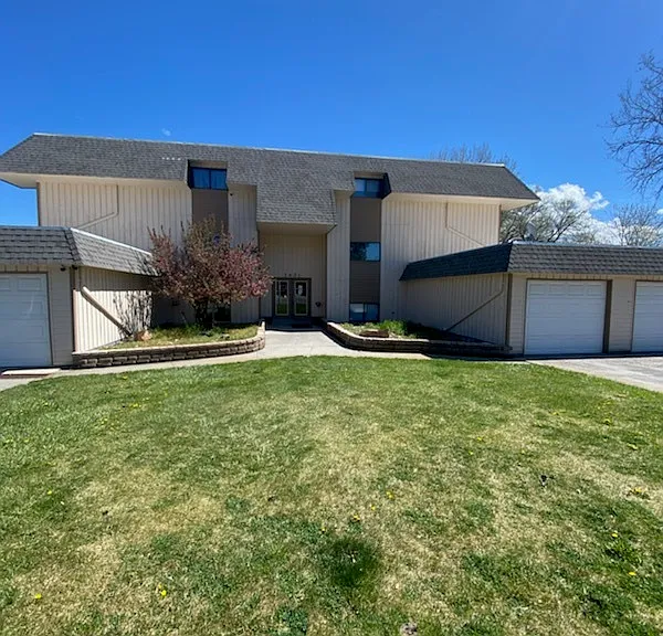 1431 Sourdough Ln — Photo 2