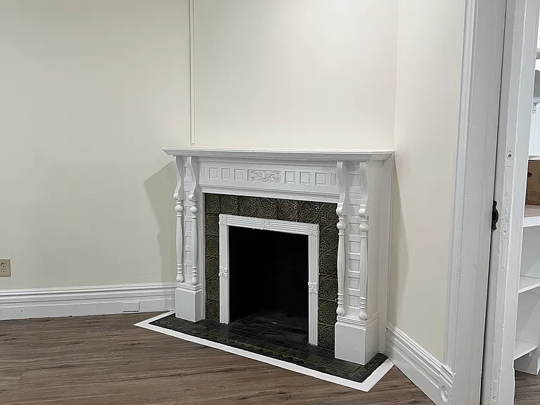 27 Prospect St #1 — Photo 6
