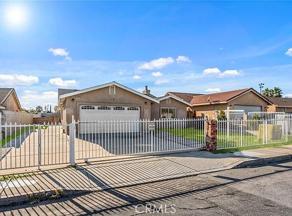 2nd image of 2884 Colima Ave