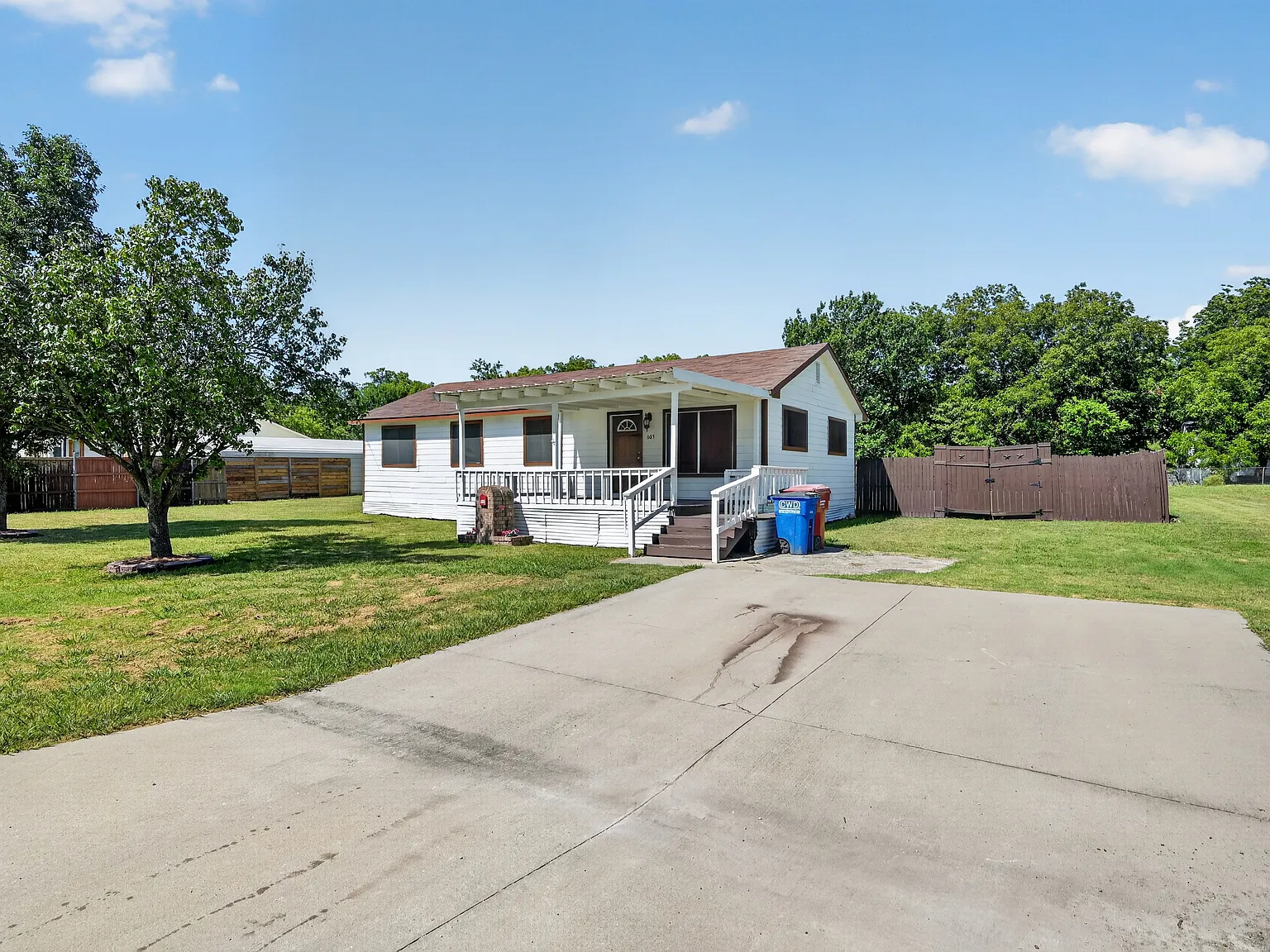 605 Jackson Street, Farmersville, TX 75442 - Property ID 5605 — Photo 3