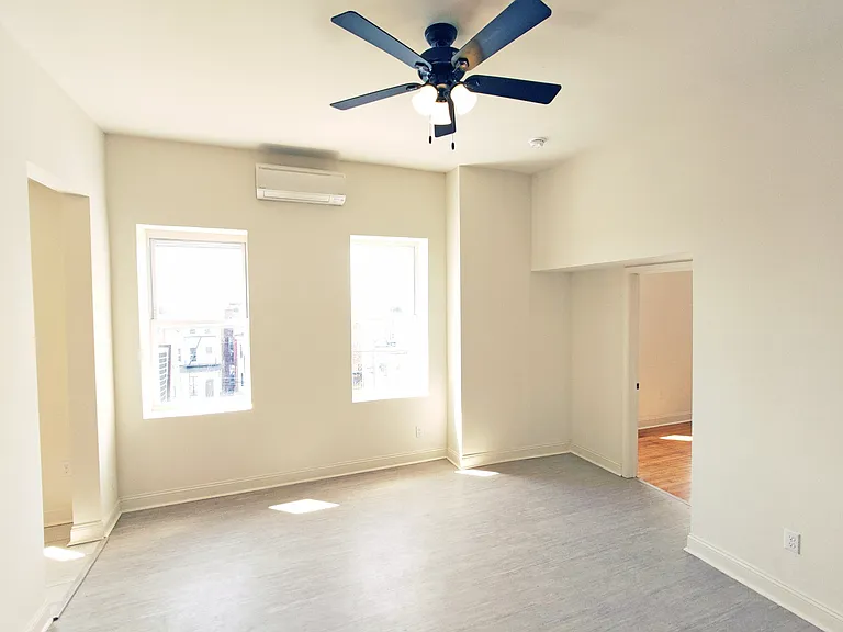 1812 Eutaw Pl — Photo 8