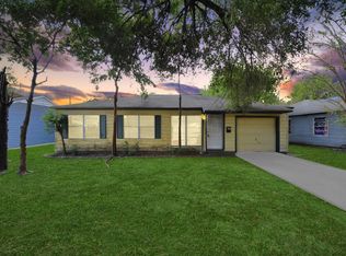 4914 Paradise Ln, Houston, TX 77048