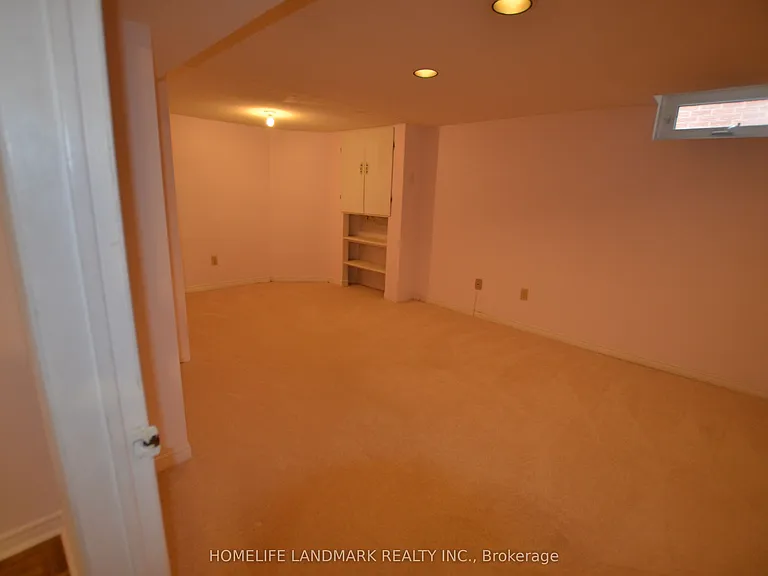 129 Lyndhurst Dr — Photo 18