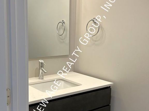 5th image of 5155 Germantown Ave Floor 1
