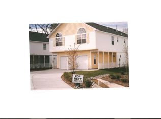 8129 Redmon Rd #B, Norfolk, VA 23518