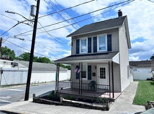 341 Peach St, Catasauqua, PA 18032