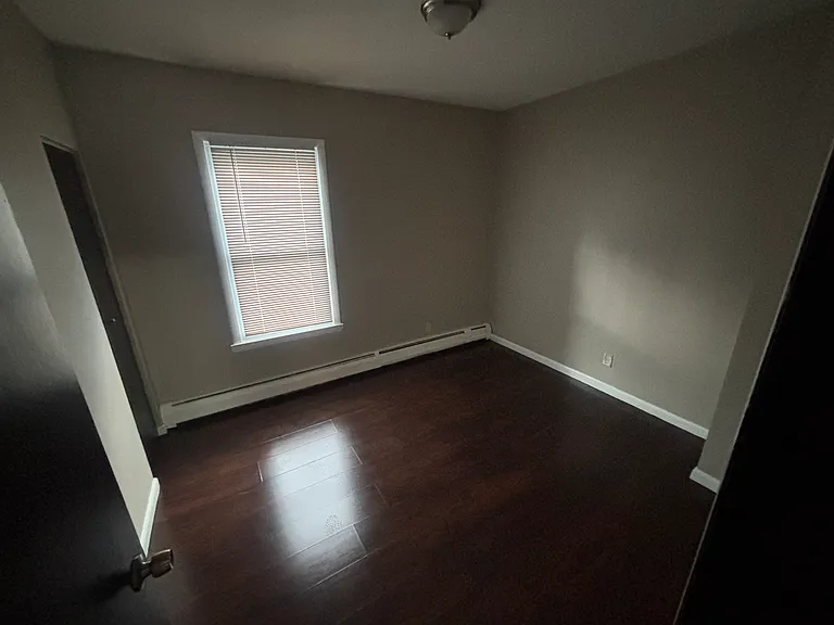 244 W Ivy St #1 — Photo 4