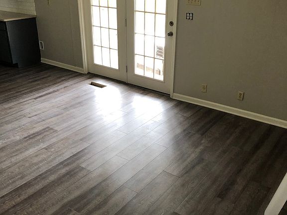 5th image of 3819 Saluda St