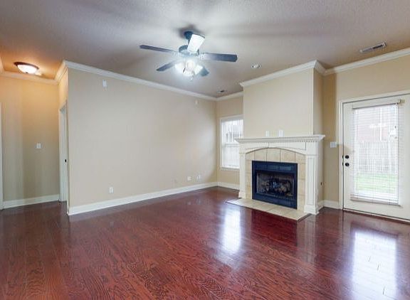 2nd image of 4122 Cottage Square Way #11