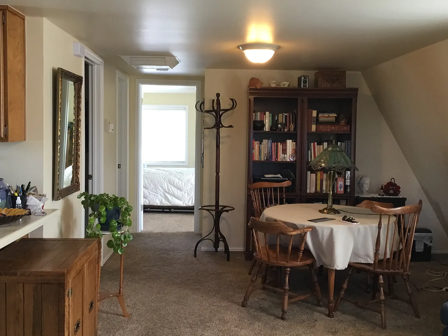 2 bed, 1100 sqft, $1,600 — Photo 3