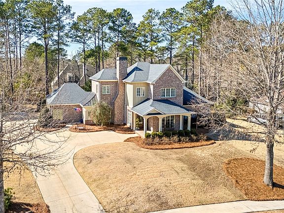 2nd image of 1686 Livvy Ln