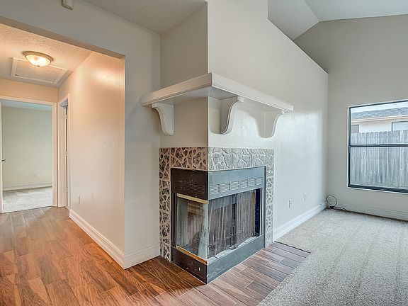 4th image of 3134 Golden Rock Dr