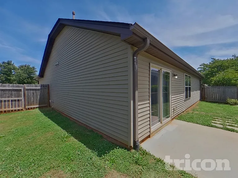 113 Mariner Ct — Photo 15
