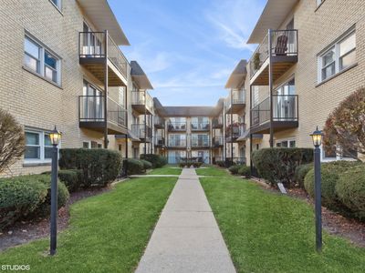 6480 N Northwest Hwy APT 203, Chicago, IL, 60631