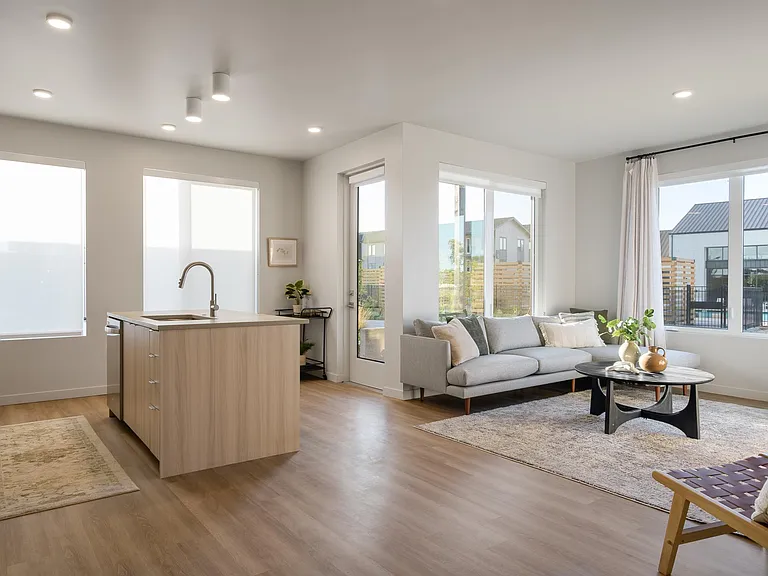 Dovetail Apartments — Photo 18
