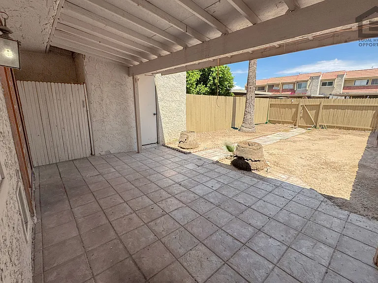4759 W Marlette Ave — Photo 32