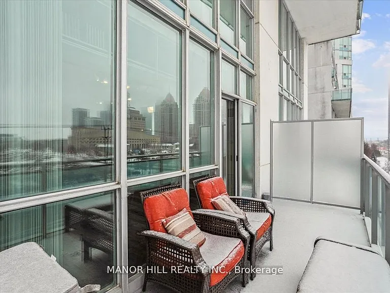 220 Burnhamthorpe Rd W #513 — Photo 26