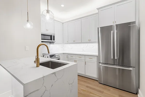 Sold by Compass | media 4