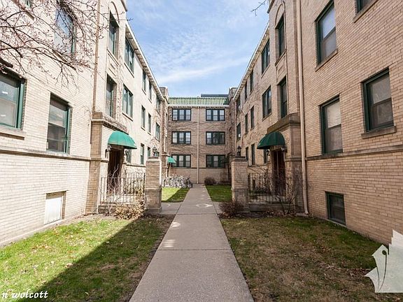 2nd image of 4841 N Wolcott Ave #828