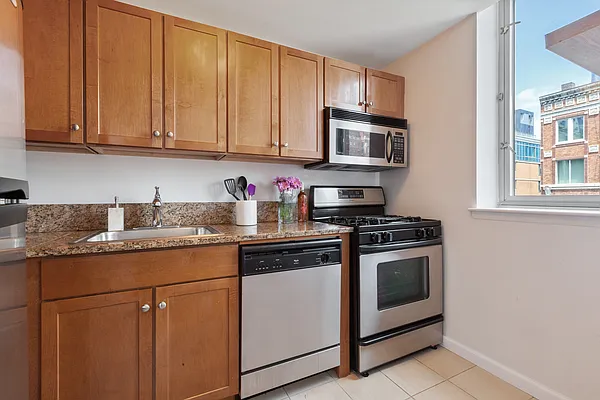 Sold by Compass | media 3