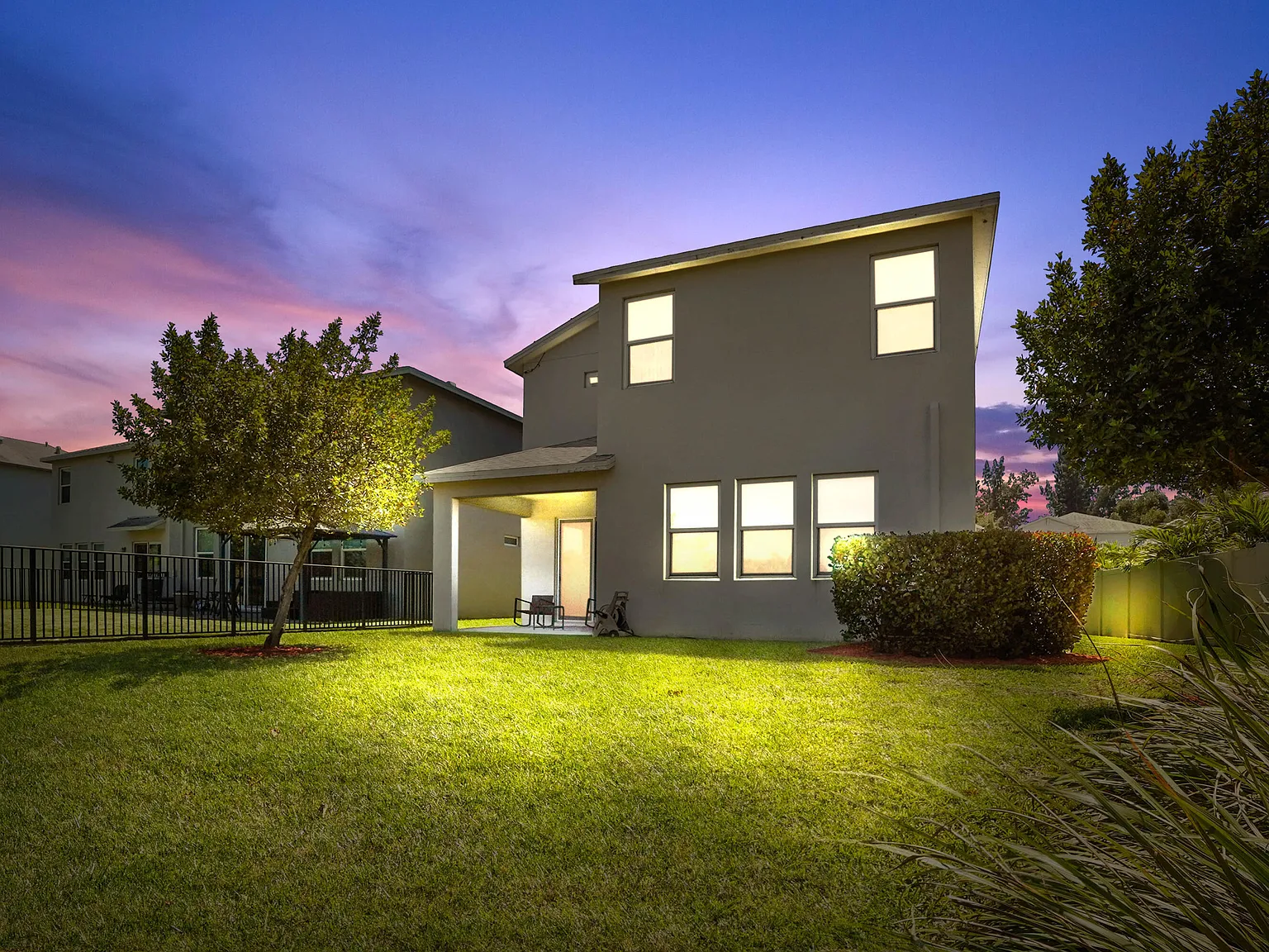 4 bed, 3.0 bath, 2772 sqft, $4,000 — Photo 3