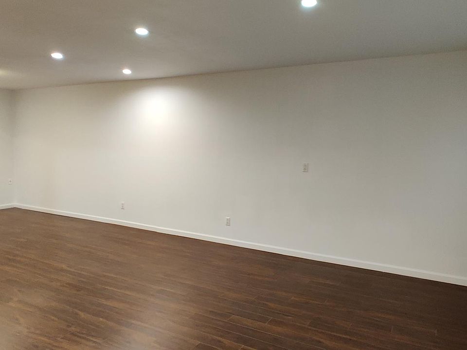 1st image of 8665 21st Ave Floor 3