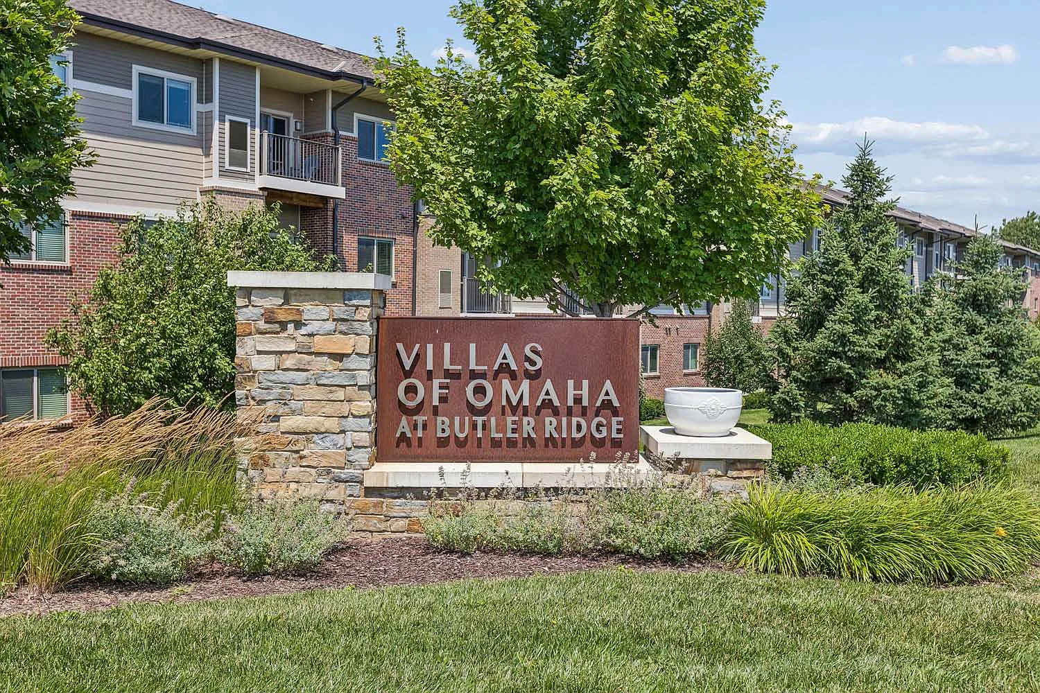 Villas of Omaha at Butler Ridge — Photo 2