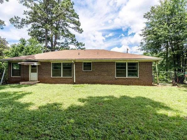 404 Gay Ave, Palestine, TX 75801