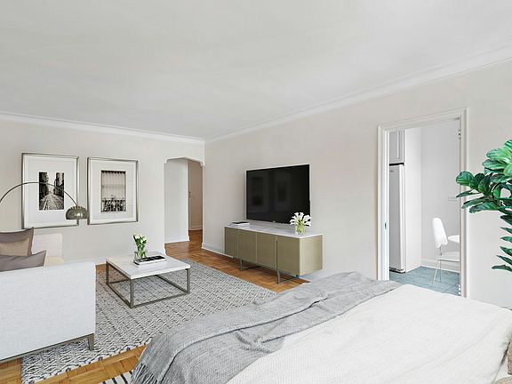 5th image of 120 E 89th St APT 4F
