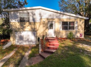 305 Cordova Rd, Auburndale, FL 33823