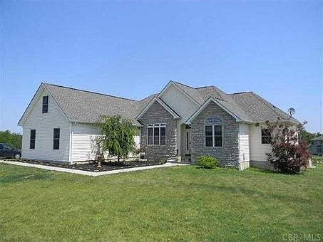 2nd image of 5826 Shanna Pl NE