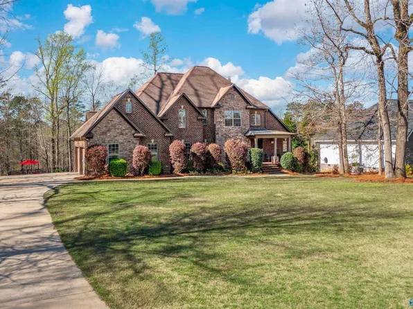 130 Heron Dr, Gadsden, AL 35901