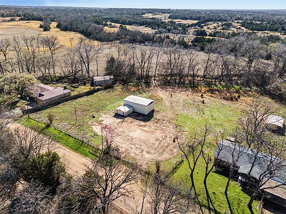 2nd image of 16310 Crosslin Rd