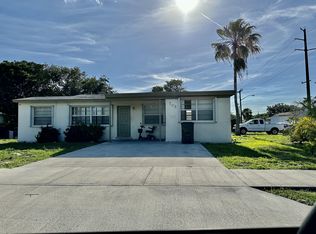 702 SW 1st St, Delray Beach, FL 33444