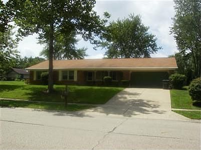 1st image of 9895 Rose Arbor Dr