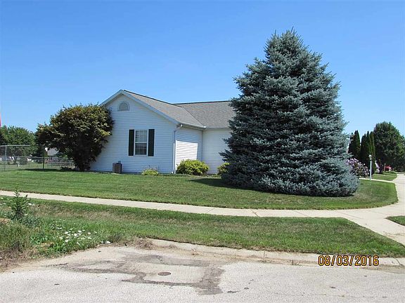 4th image of 2425 Revere Dr