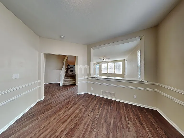 13725 Kearney St — Photo 38