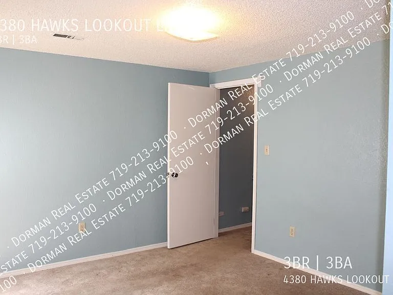 4380 Hawks Lookout Ln — Photo 17