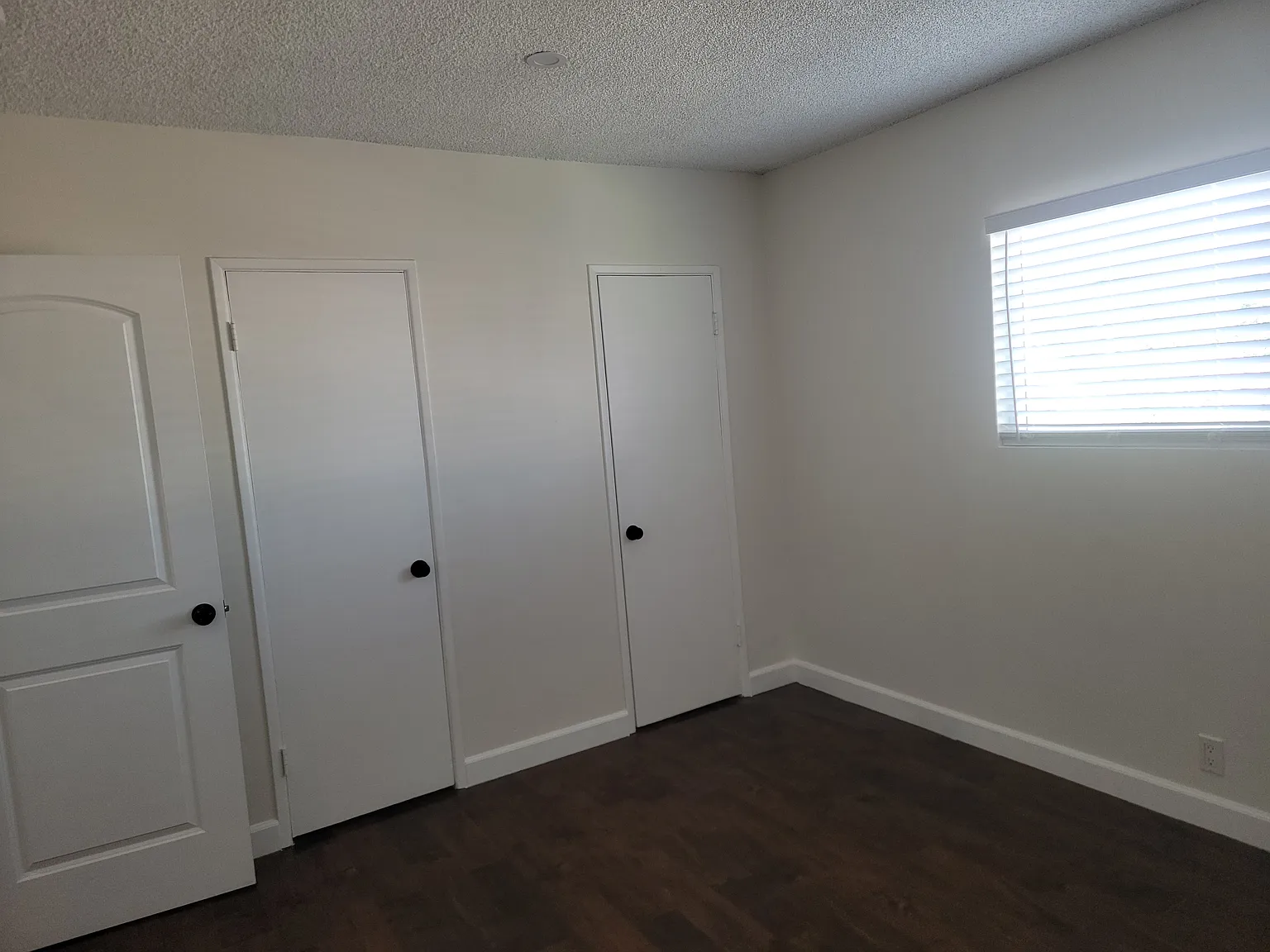 225 S Madison Ave — Photo 4