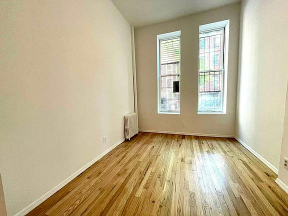 3rd image of 134 W 15th St APT 1FE