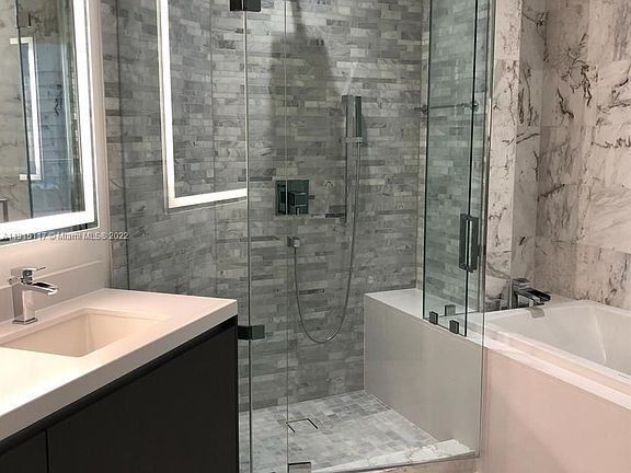 5th image of 851 NW 1st St #1605