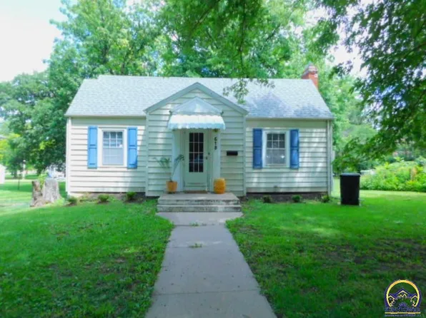 618 Iowa Ave, Holton, KS 66436