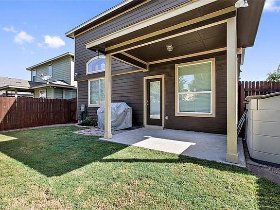 4th image of 1517 Waxberry Ln