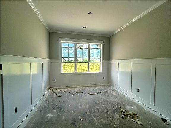 5th image of 6923 Ellehue Ln
