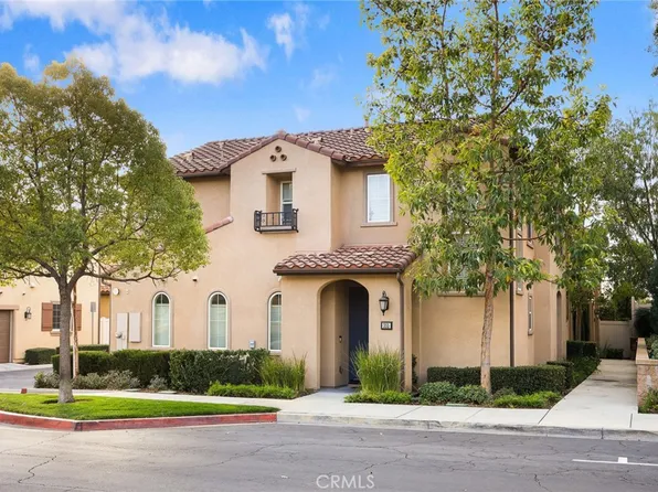 361 Golden Bear Ln, Upland, CA 91786