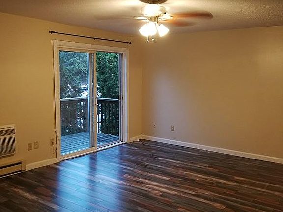 2nd image of 1560 Douglas Ave APT C37