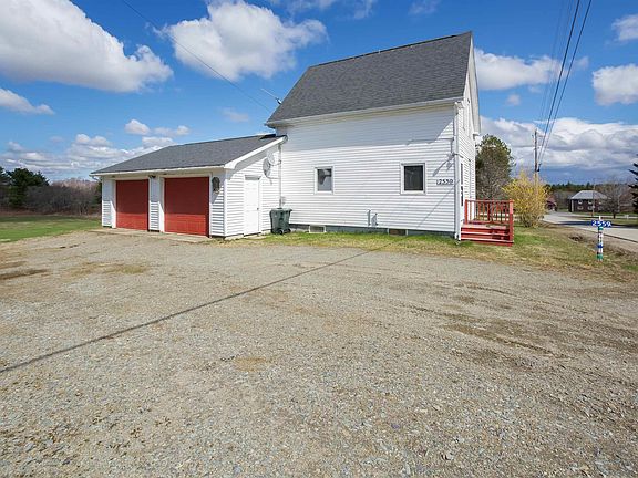 3rd image of 2559 Patrice Rd