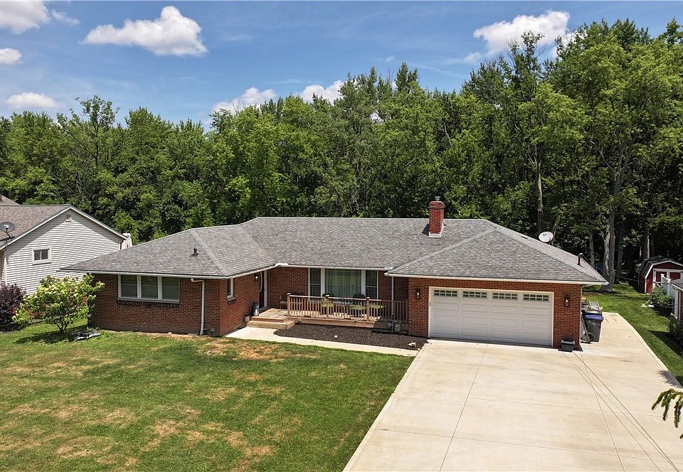 1st image of 38385 Aurora Rd