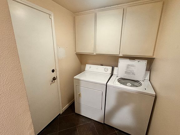 2nd image of 3370 Braemar Ln