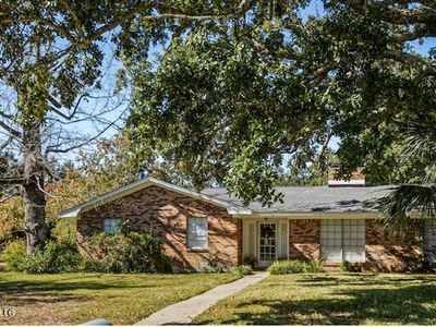 729 Canterbury Dr, Biloxi, MS, 39532